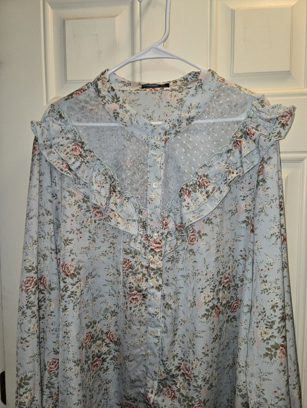 Floral Ruffle Button-Front Women's Blouse - Light Blue